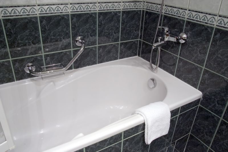 Bathtub Resurfacing detail